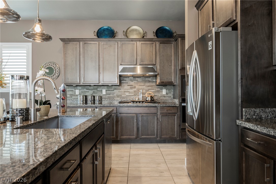 8947 Golden Crow Avenue Las Vegas NV 89148