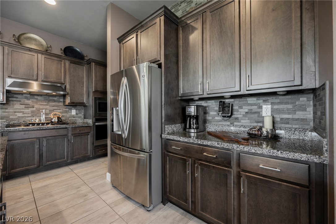 8947 Golden Crow Avenue Las Vegas NV 89148