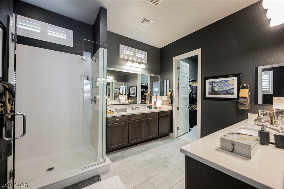 8947 Golden Crow Avenue Las Vegas NV 89148