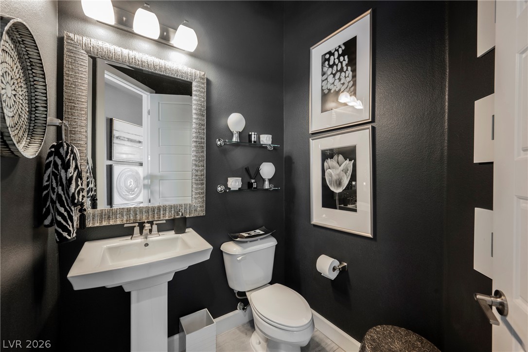 8947 Golden Crow Avenue Las Vegas NV 89148