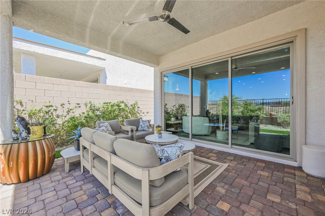 8947 Golden Crow Avenue Las Vegas NV 89148