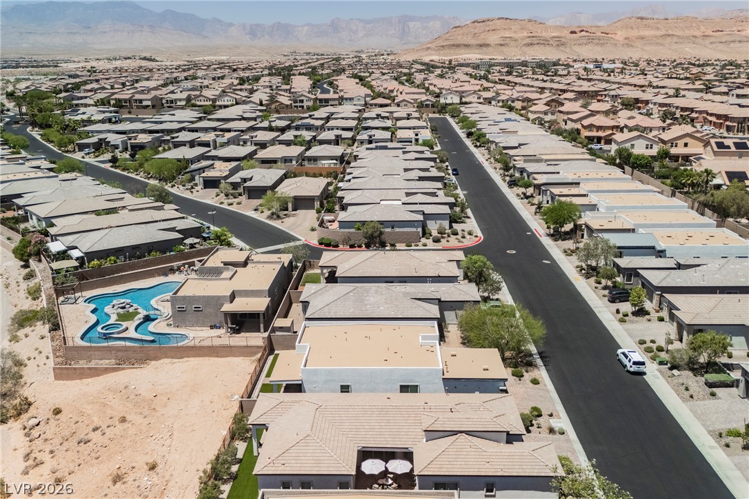 8947 Golden Crow Avenue Las Vegas NV 89148