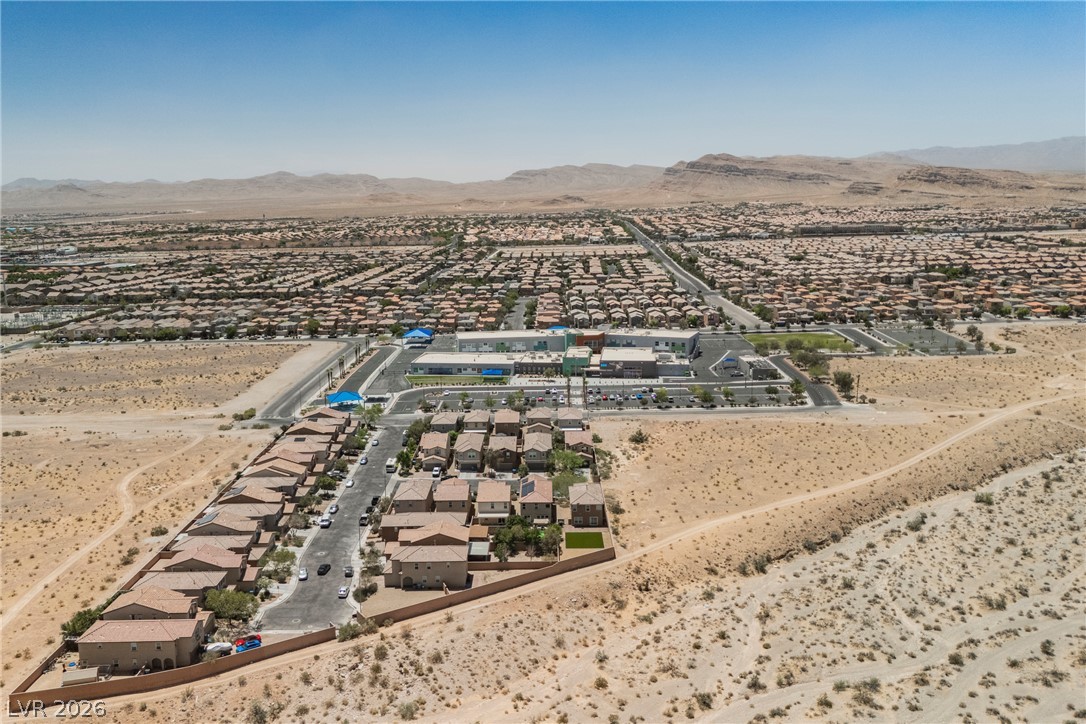 8947 Golden Crow Avenue Las Vegas NV 89148