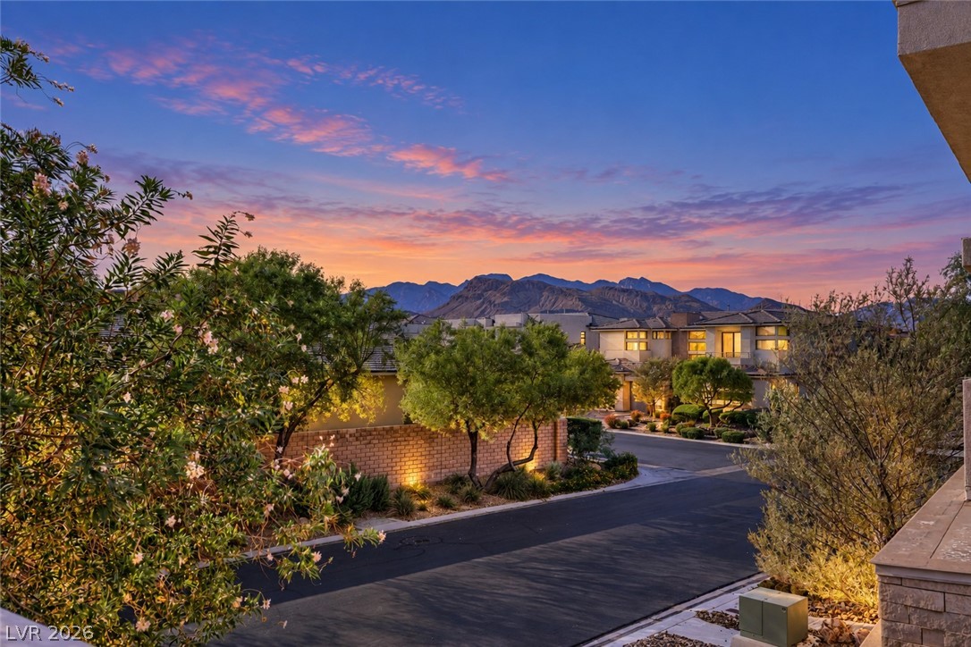 70 Grey Feather Drive Las Vegas NV 89135