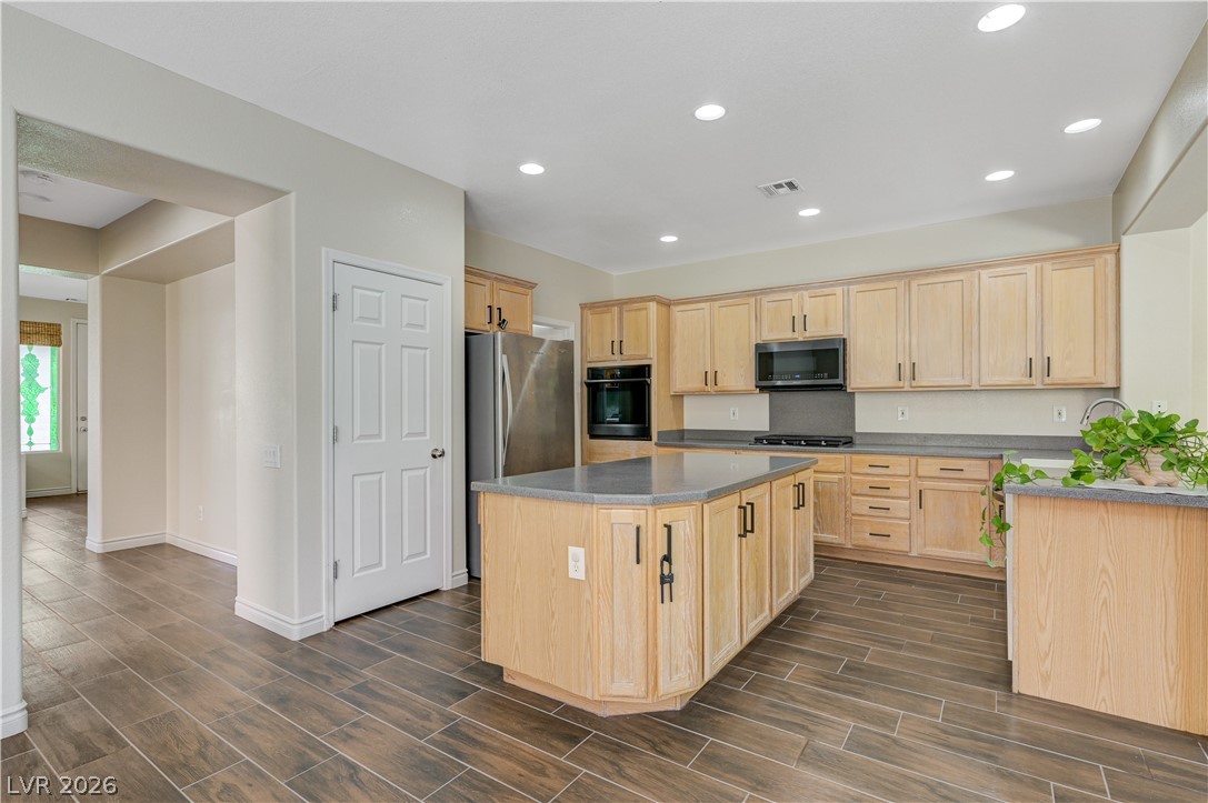 6437 Boatbill Street North Las Vegas NV 89084