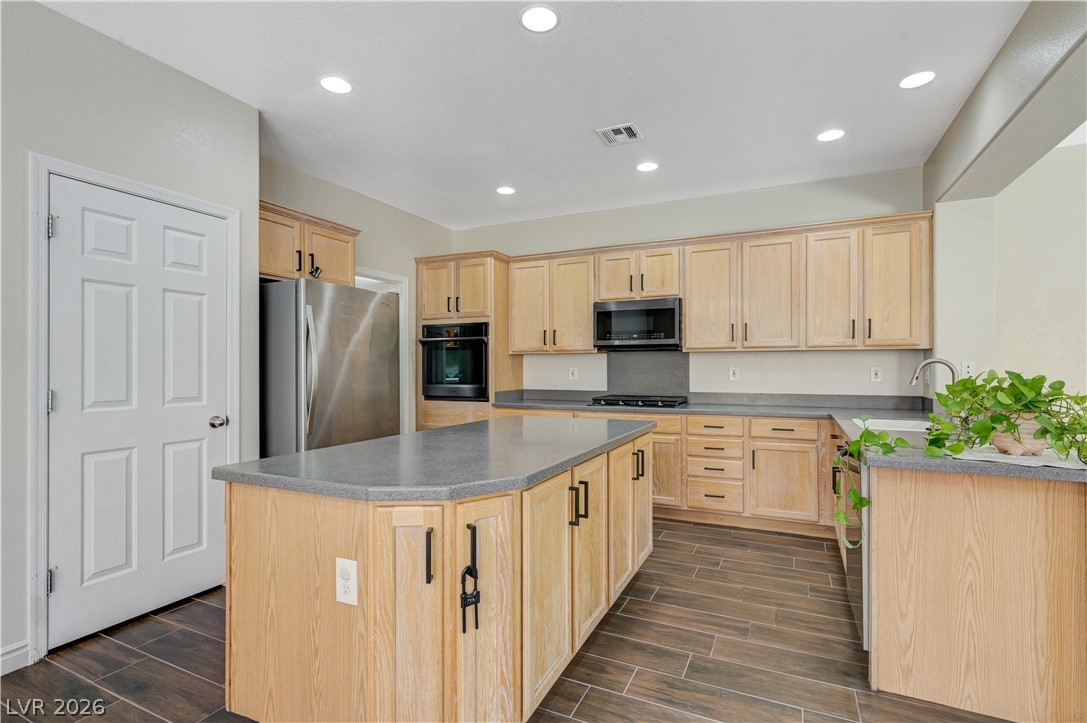 6437 Boatbill Street North Las Vegas NV 89084