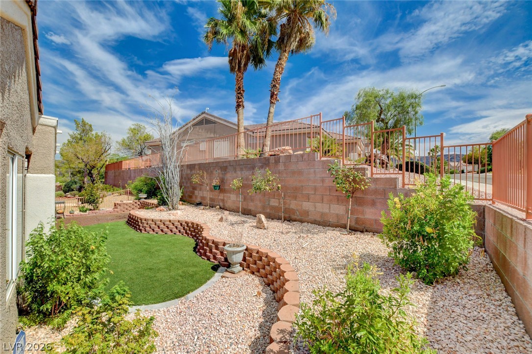 2025 Poppywood Avenue Henderson NV 89012