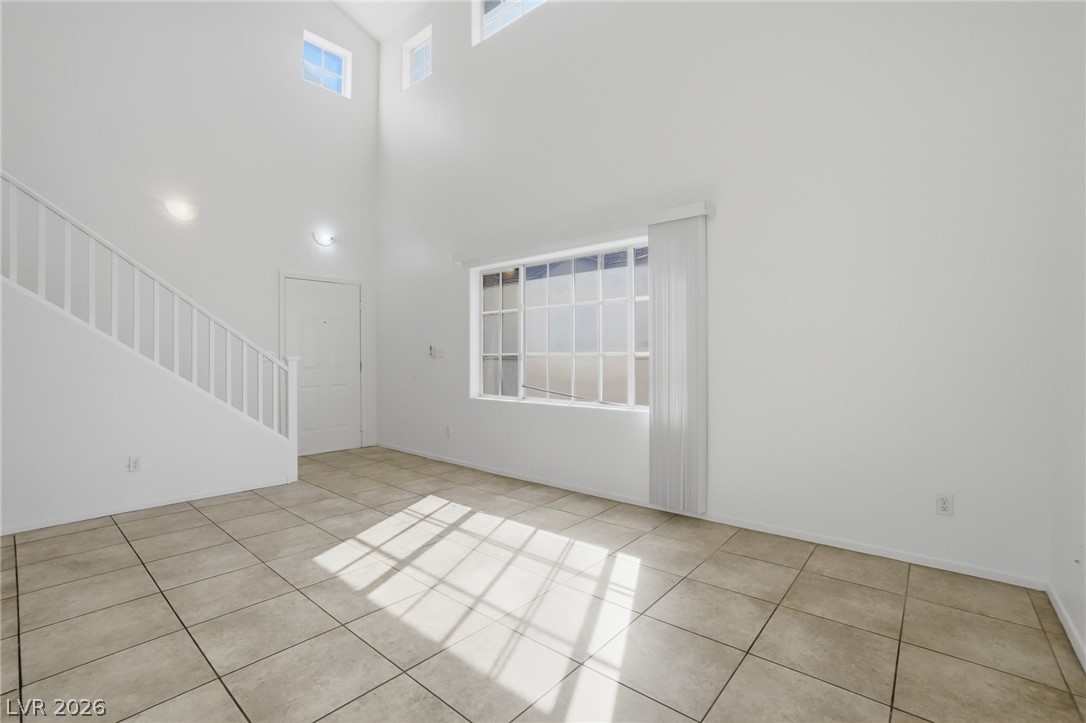 2033 Cary Grant Court Las Vegas NV 89142