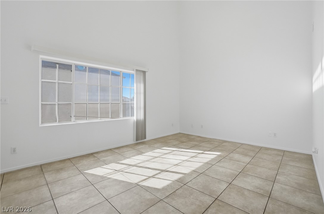 2033 Cary Grant Court Las Vegas NV 89142