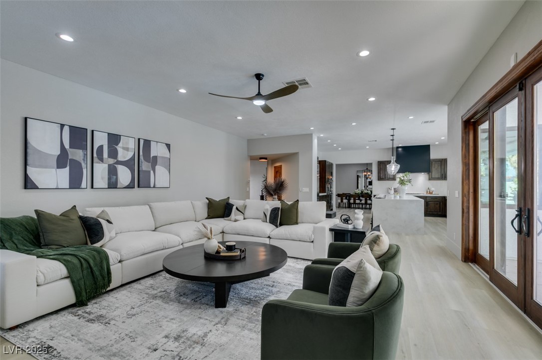 2200 Paseo Court Las Vegas NV 89117