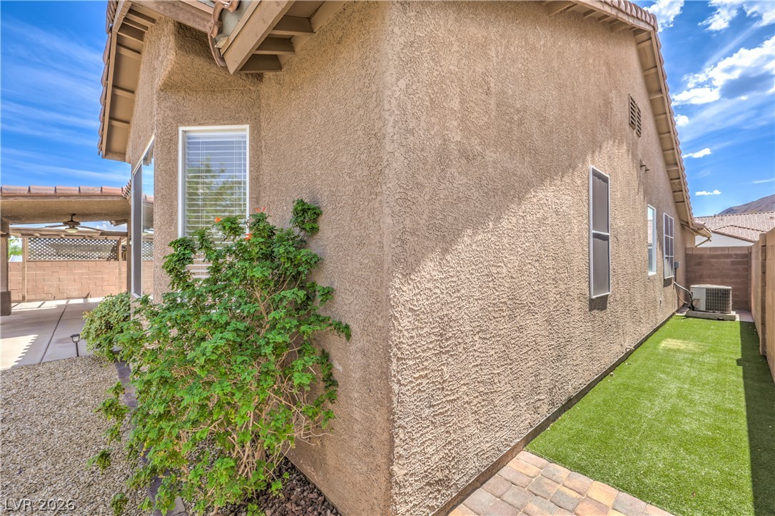 168 Ridge Crossing Avenue Henderson NV 89002