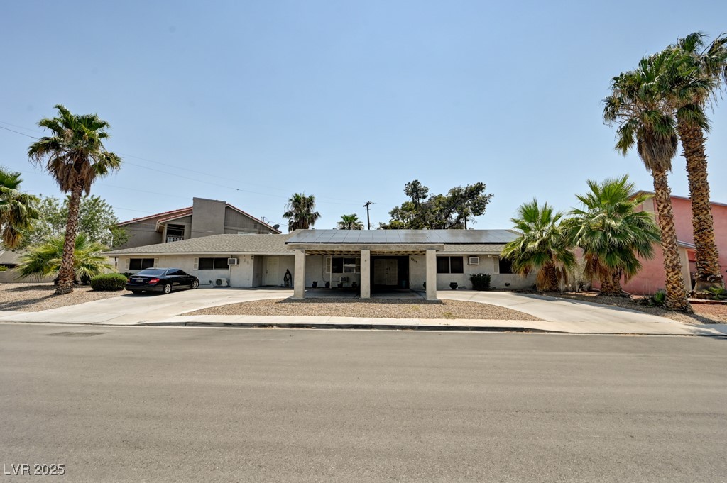 1951 Papago Lane Las Vegas NV 89169