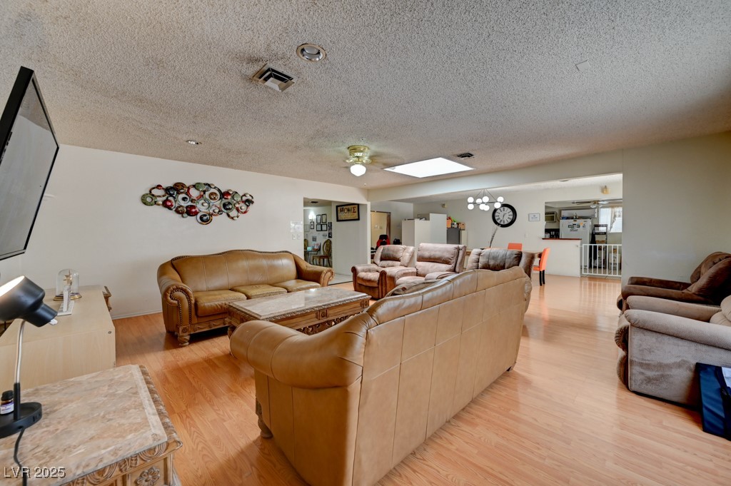 1951 Papago Lane Las Vegas NV 89169