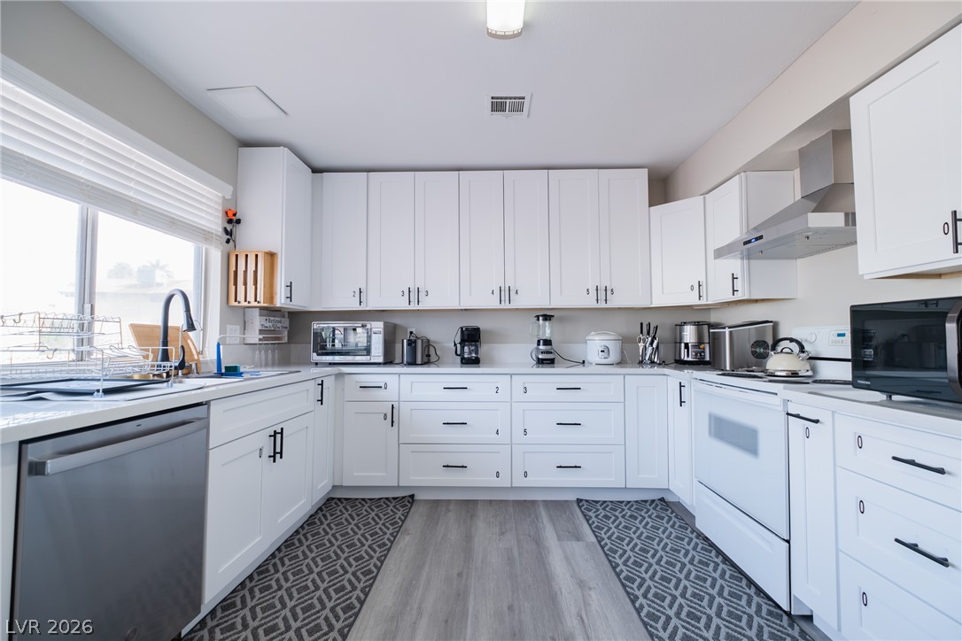 6356 West Viking Road Las Vegas NV 89103