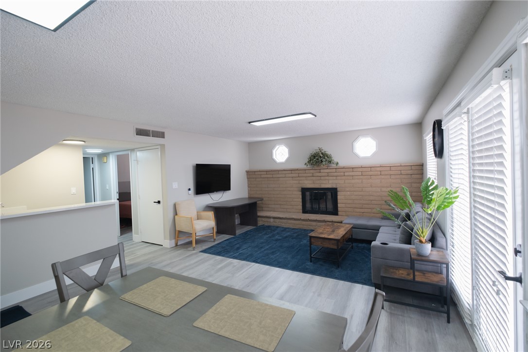 6356 West Viking Road Las Vegas NV 89103