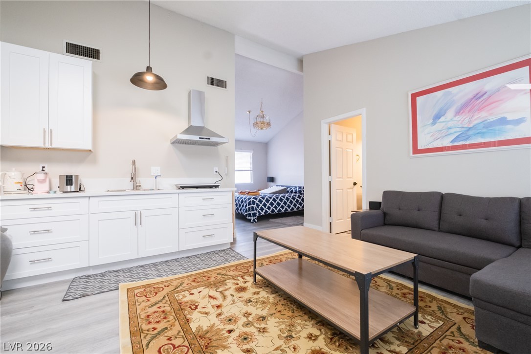 6356 West Viking Road Las Vegas NV 89103