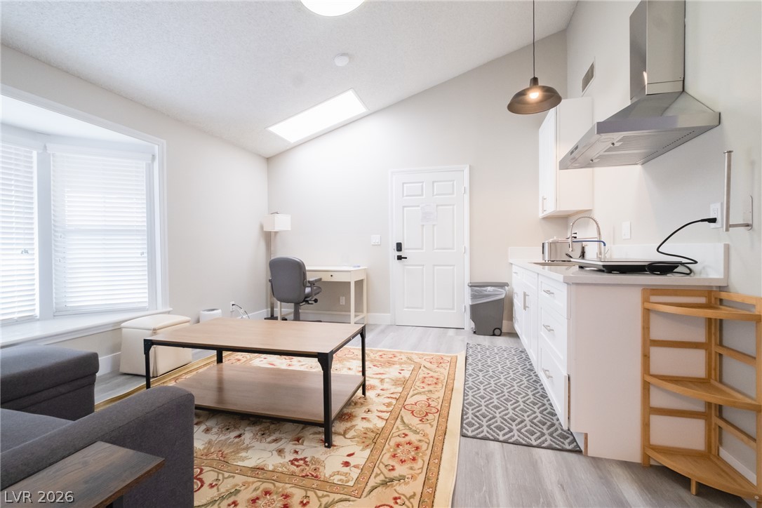 6356 West Viking Road Las Vegas NV 89103