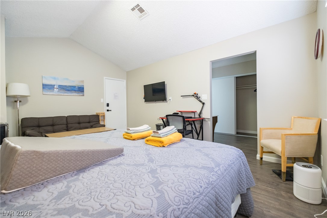 6356 West Viking Road Las Vegas NV 89103