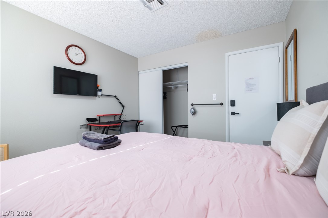 6356 West Viking Road Las Vegas NV 89103