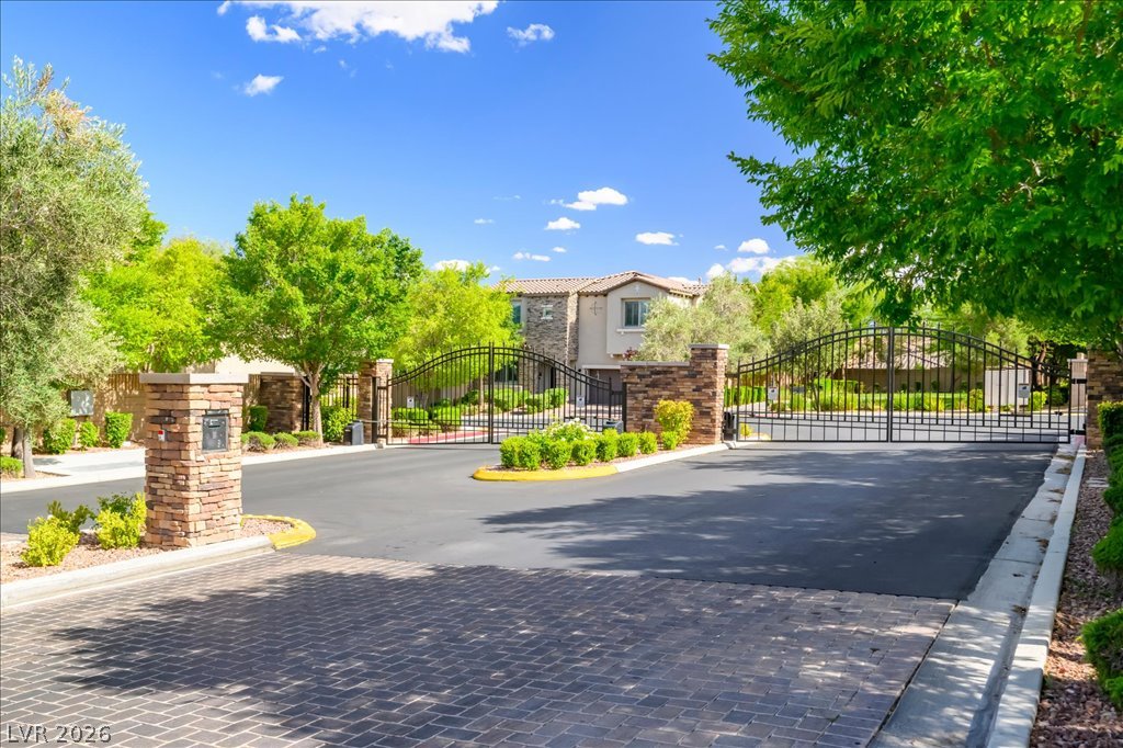 9625 Ponderosa Skye Court Las Vegas NV 89166