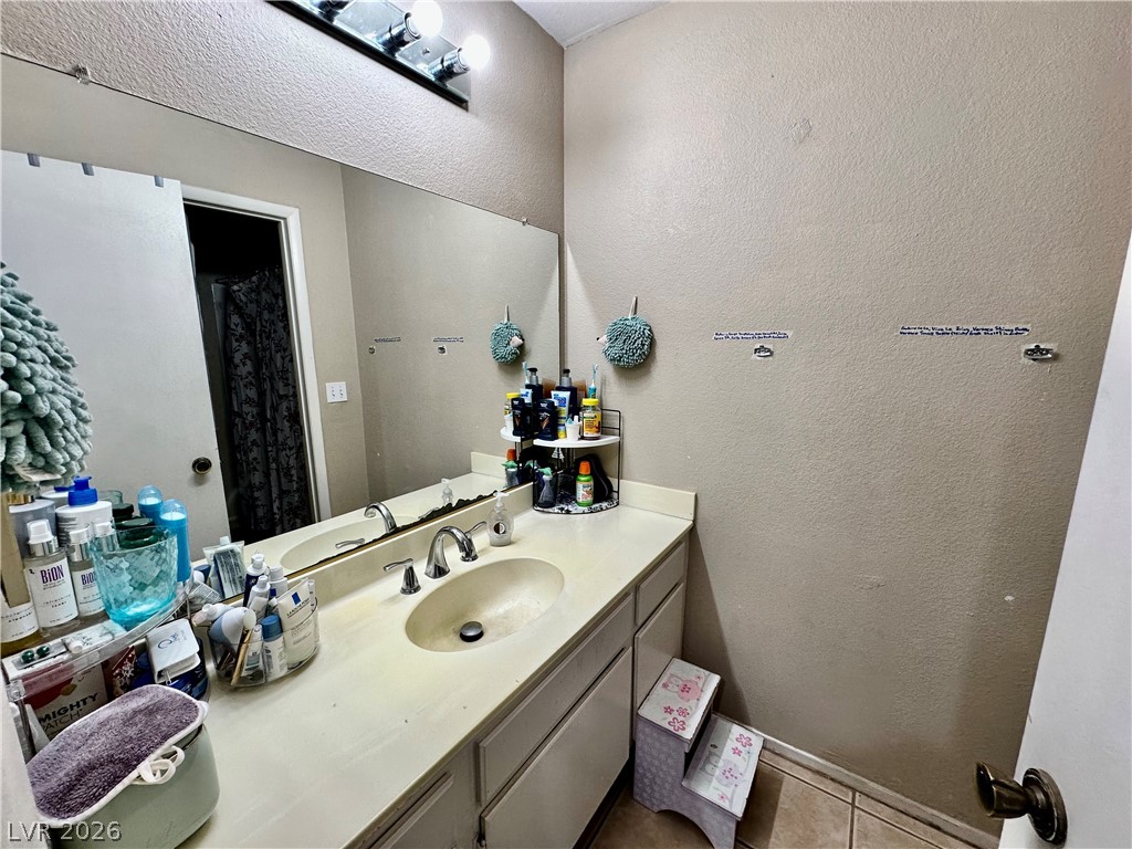 6316 Copperfield Avenue Las Vegas NV 89108