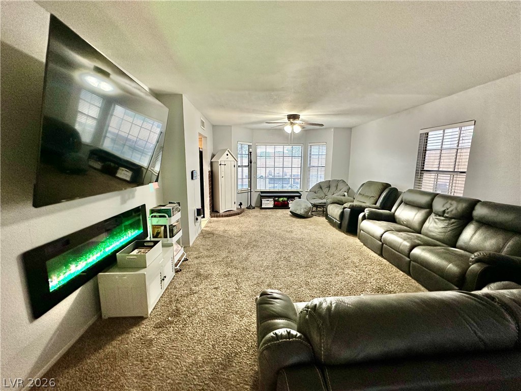 6316 Copperfield Avenue Las Vegas NV 89108