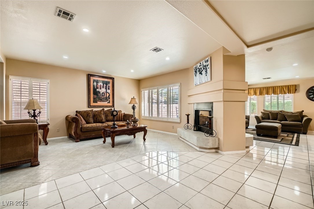 8225 Bermuda Beach Drive Las Vegas NV 89128