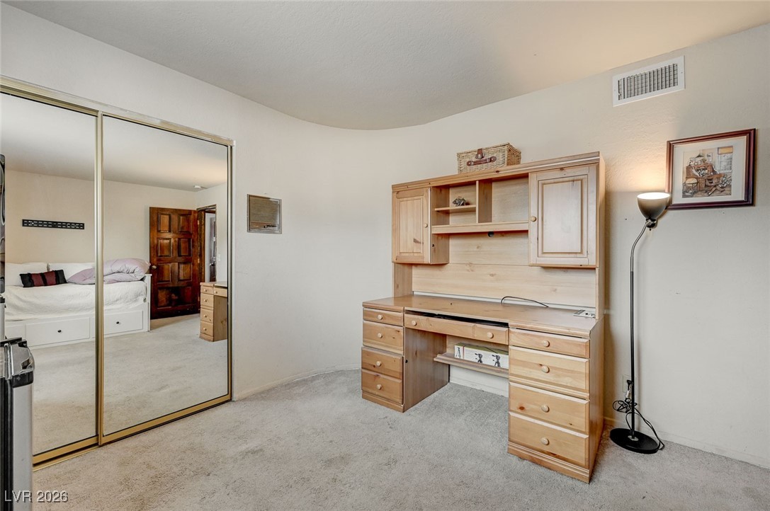 2989 Santa Margarita Street Las Vegas NV 89146