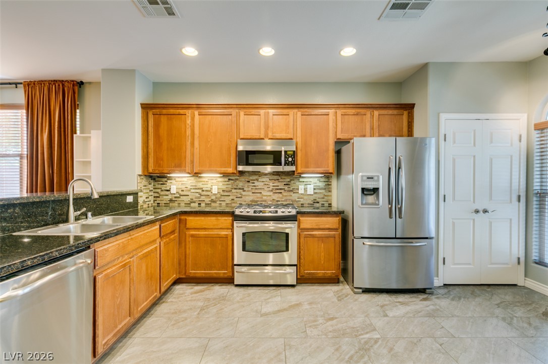 10238 Kadumba Street Las Vegas NV 89178