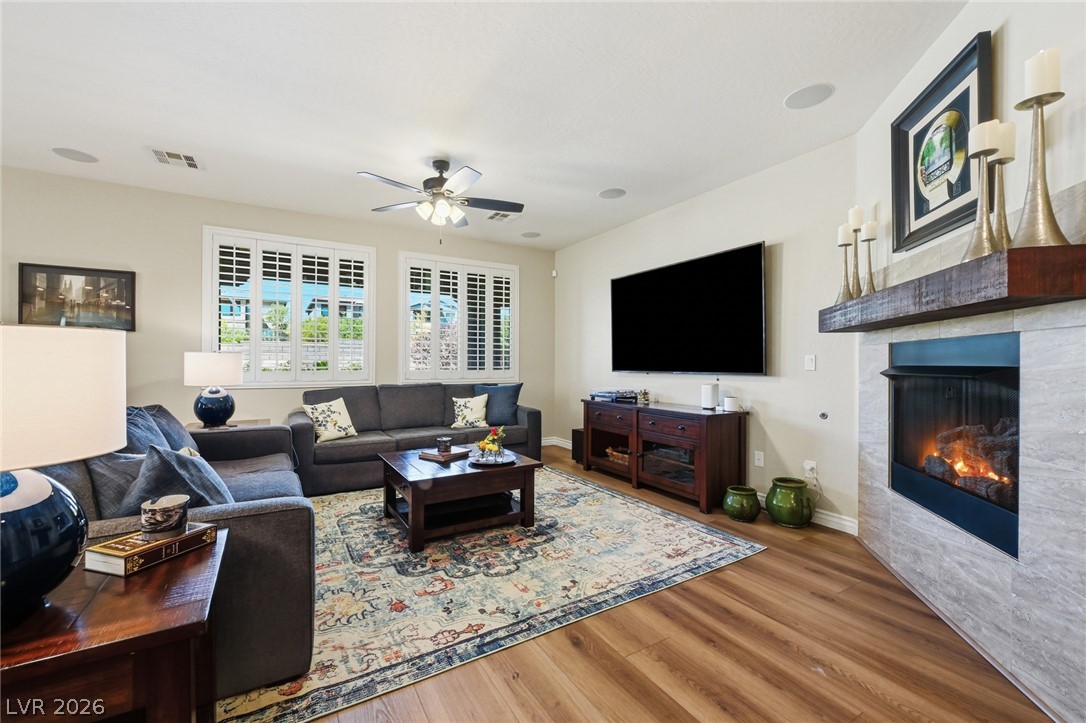 743 Middle Beach Street Las Vegas NV 89138