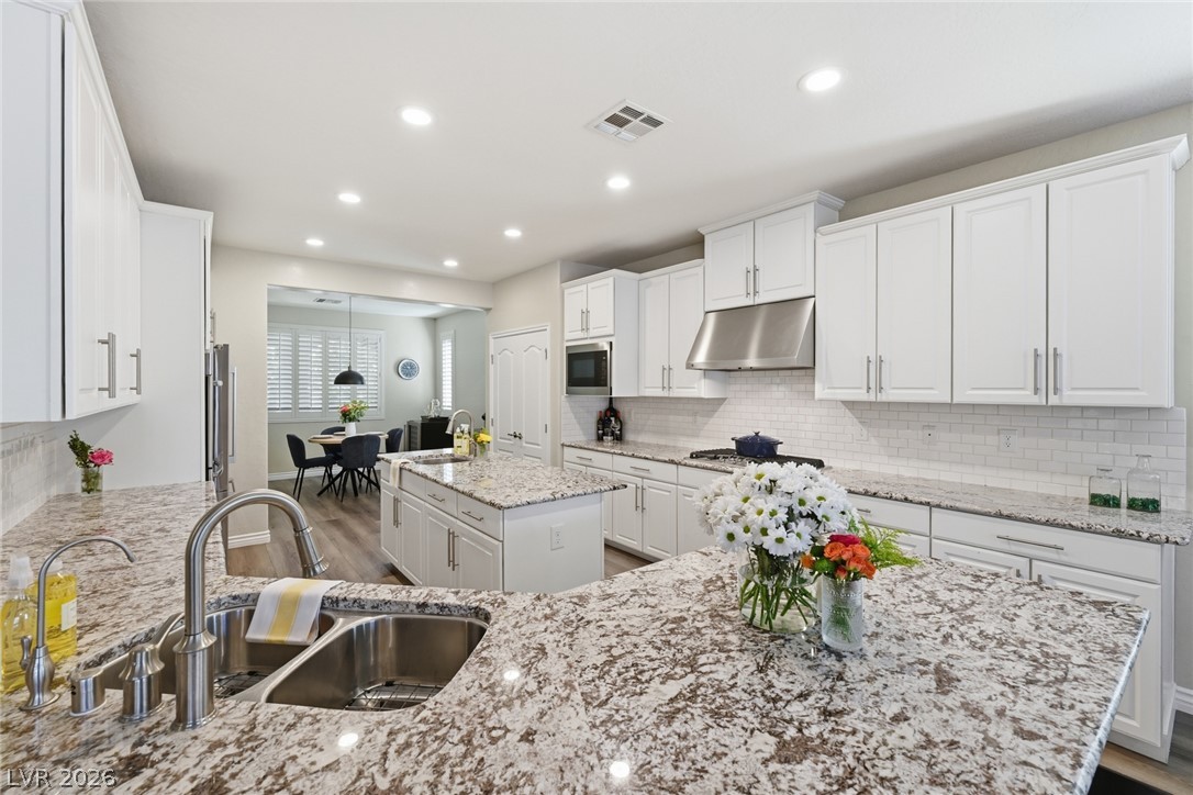 743 Middle Beach Street Las Vegas NV 89138