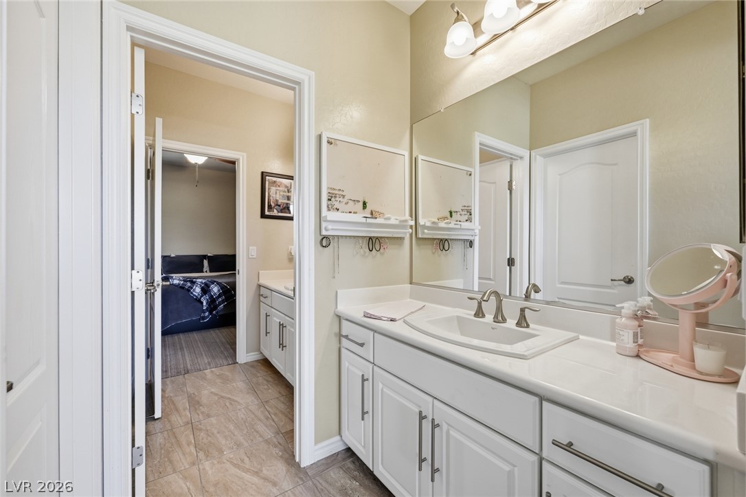 743 Middle Beach Street Las Vegas NV 89138