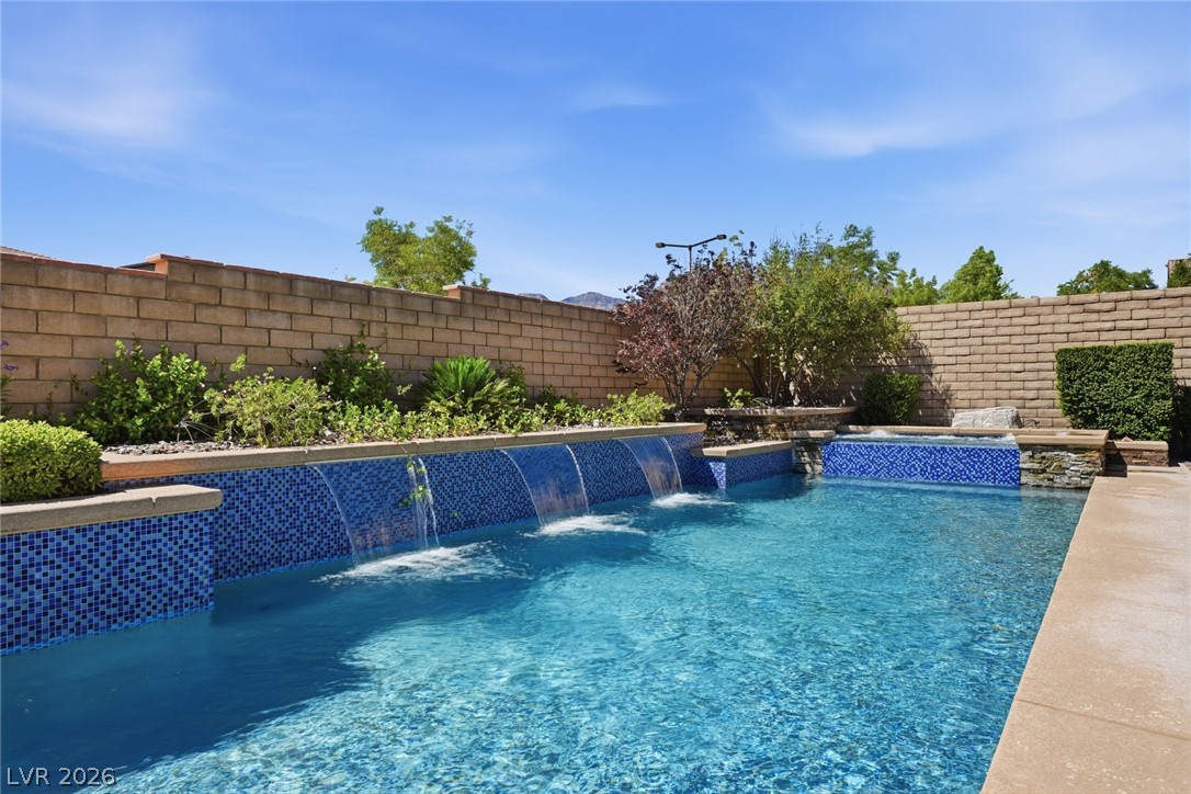 743 Middle Beach Street Las Vegas NV 89138