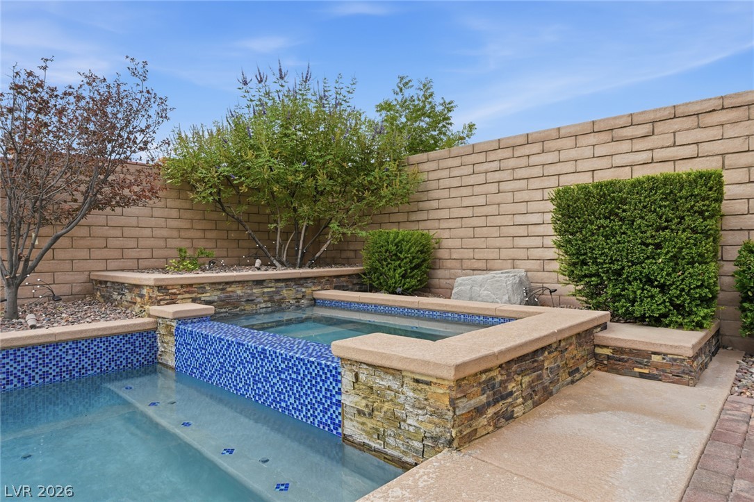 743 Middle Beach Street Las Vegas NV 89138