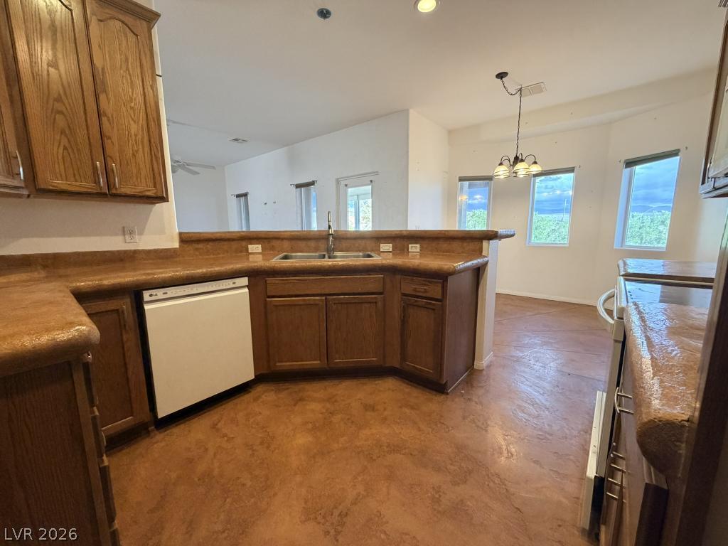 6551 Glencove Avenue Pahrump NV 89060