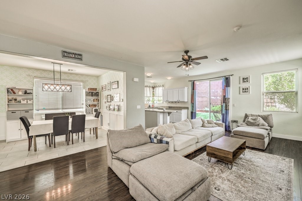7623 Gatsby House Street Las Vegas NV 89166