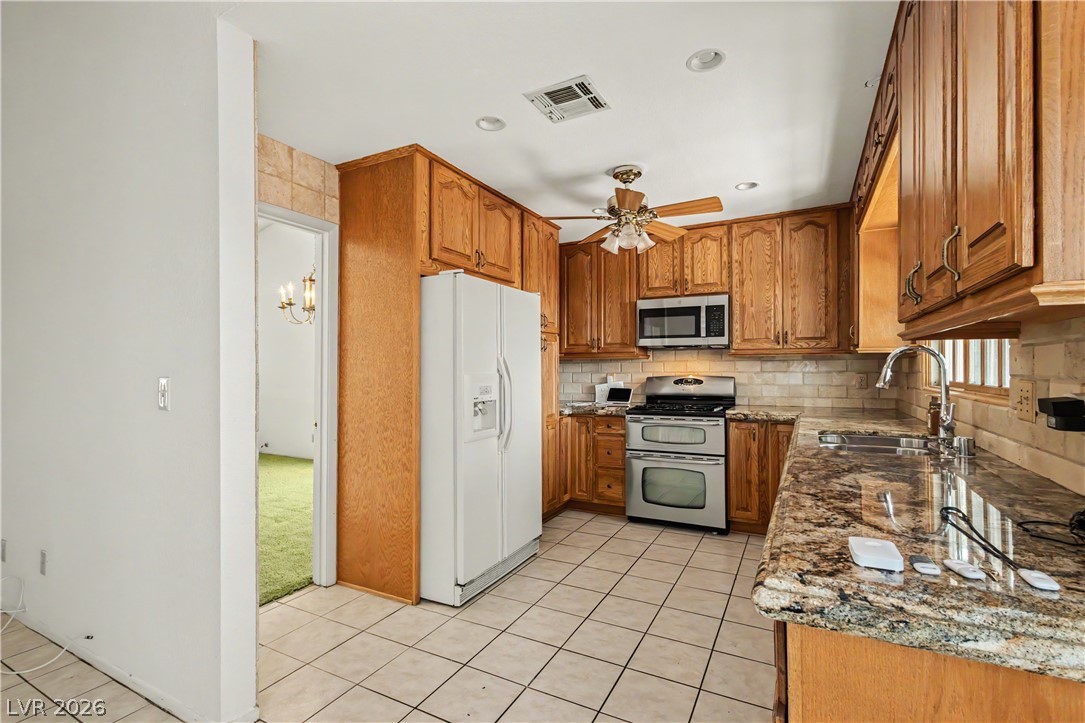 6592 Peachtree Lane Las Vegas NV 89103