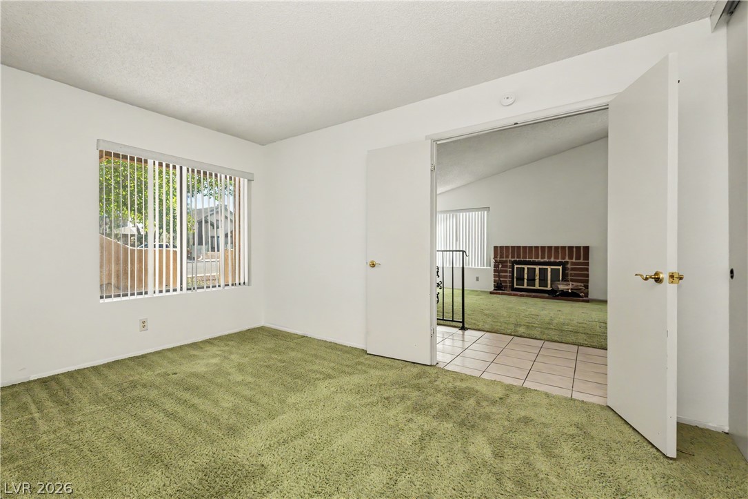 6592 Peachtree Lane Las Vegas NV 89103