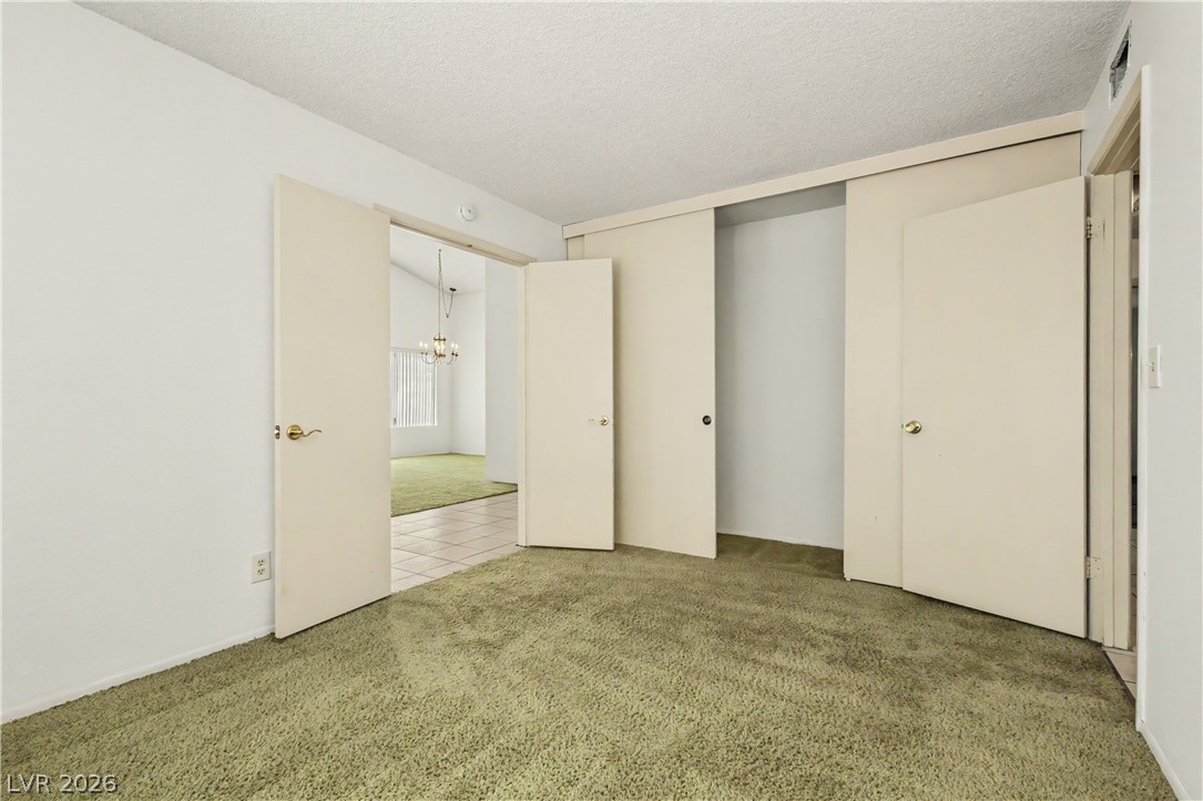 6592 Peachtree Lane Las Vegas NV 89103