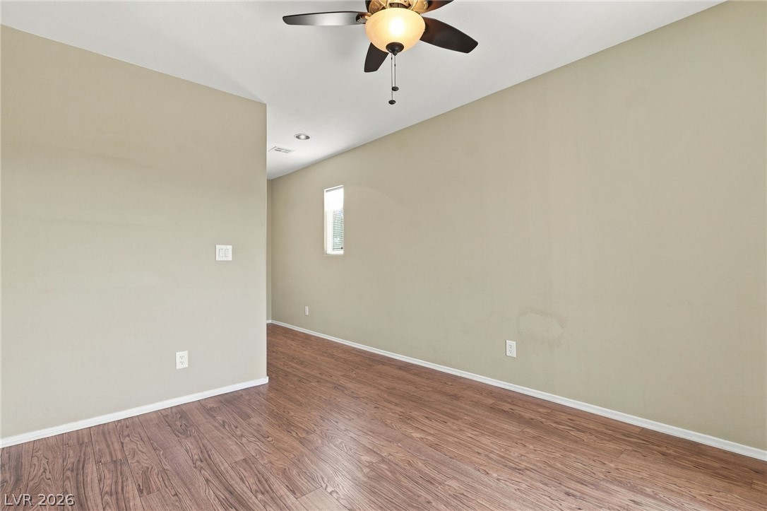 9104 Silk Threads Avenue Las Vegas NV 89149