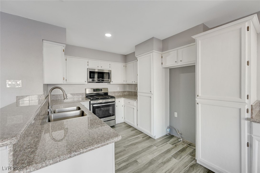 2046 Waverly Circle Henderson NV 89014