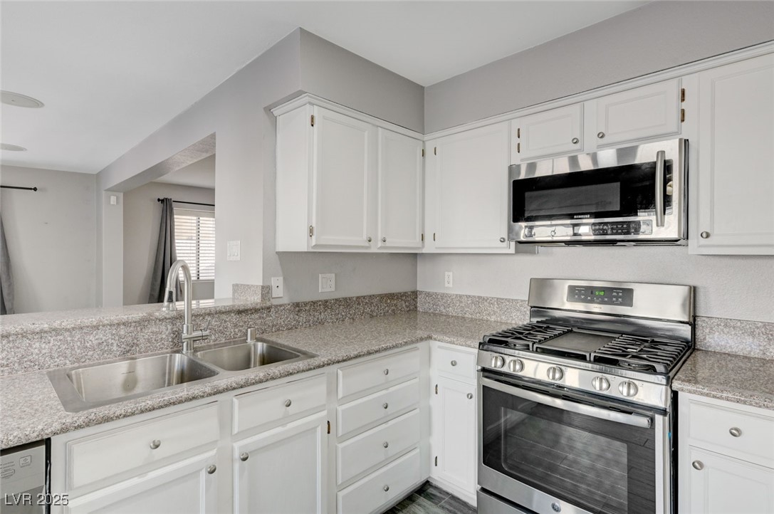 2046 Waverly Circle Henderson NV 89014