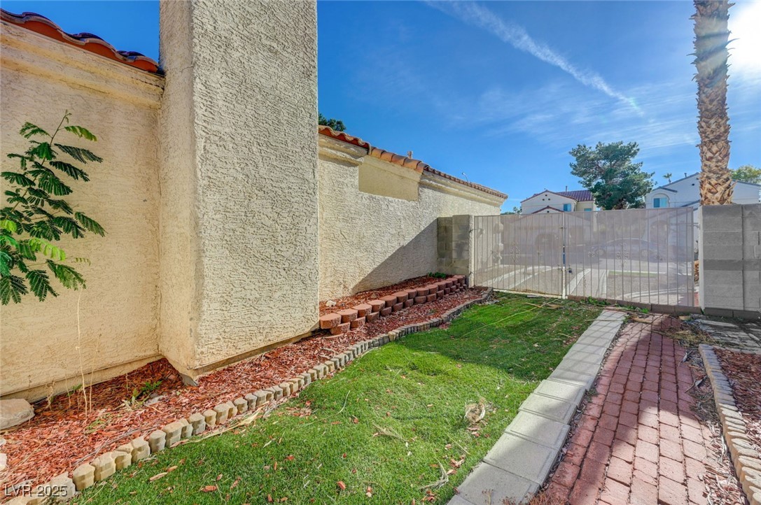 2046 Waverly Circle Henderson NV 89014