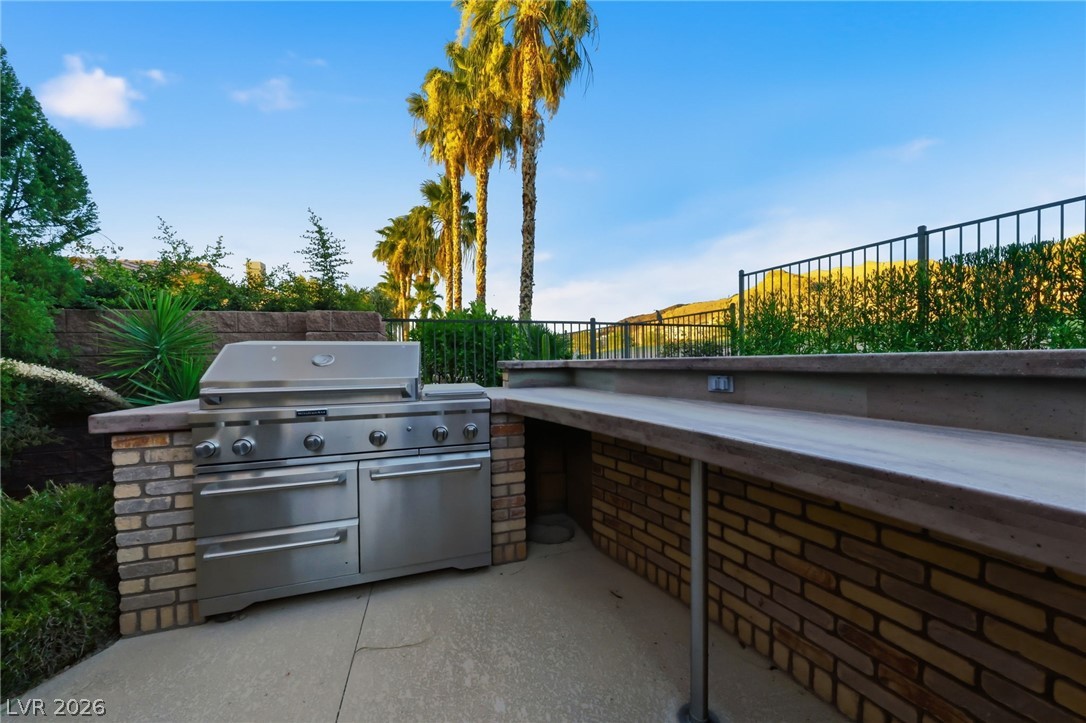 6 Benevolo Drive Henderson NV 89011