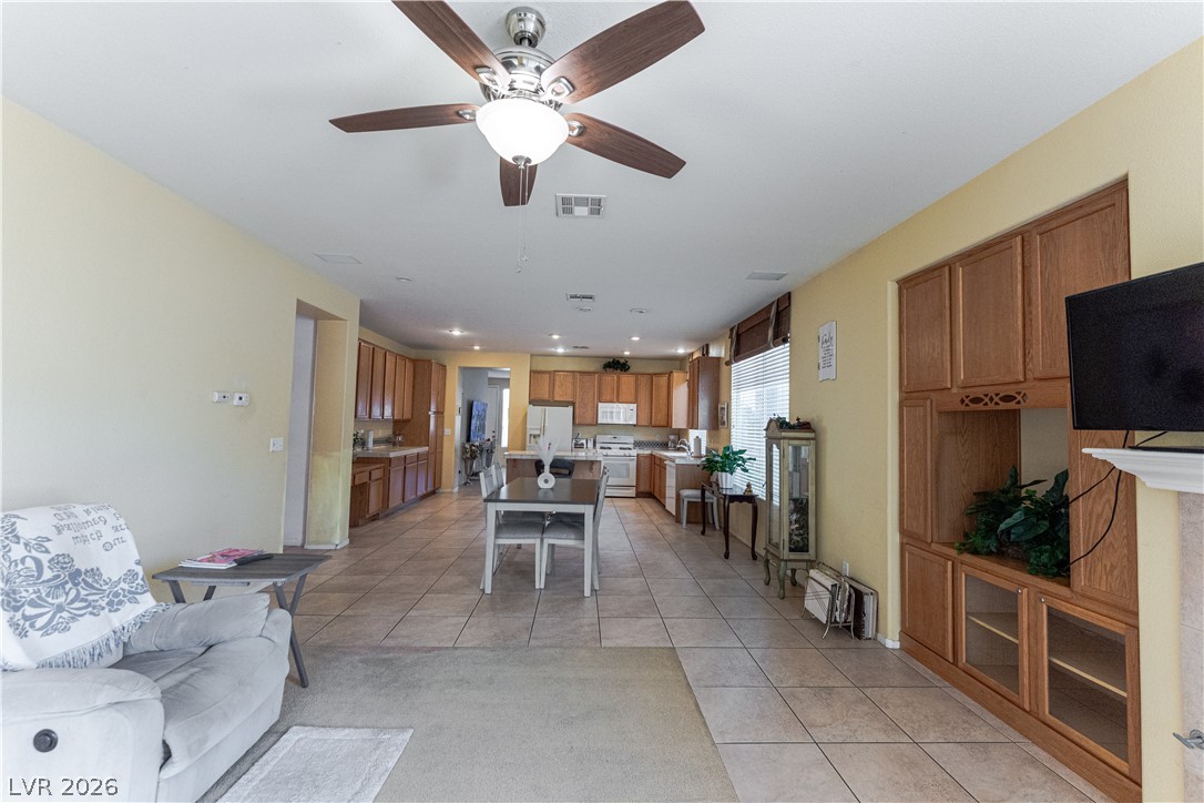 2326 Bahama Point Avenue North Las Vegas NV 89031