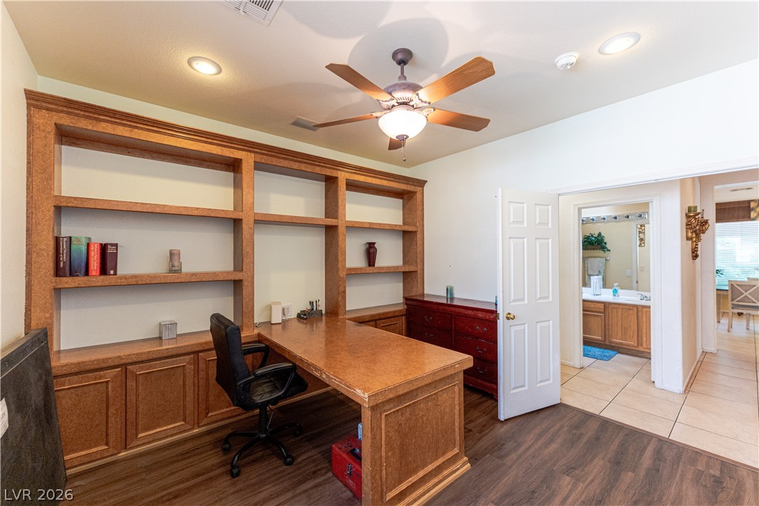 2326 Bahama Point Avenue North Las Vegas NV 89031