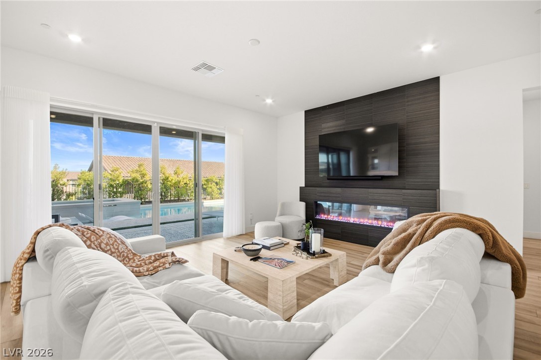 194 Harris Peak Street Las Vegas NV 89138