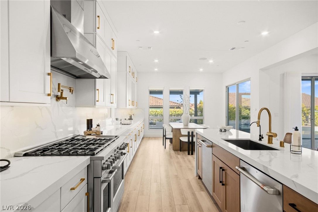 194 Harris Peak Street Las Vegas NV 89138