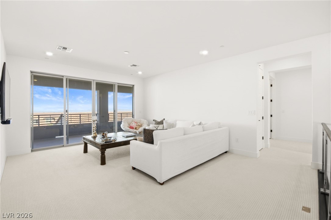 194 Harris Peak Street Las Vegas NV 89138