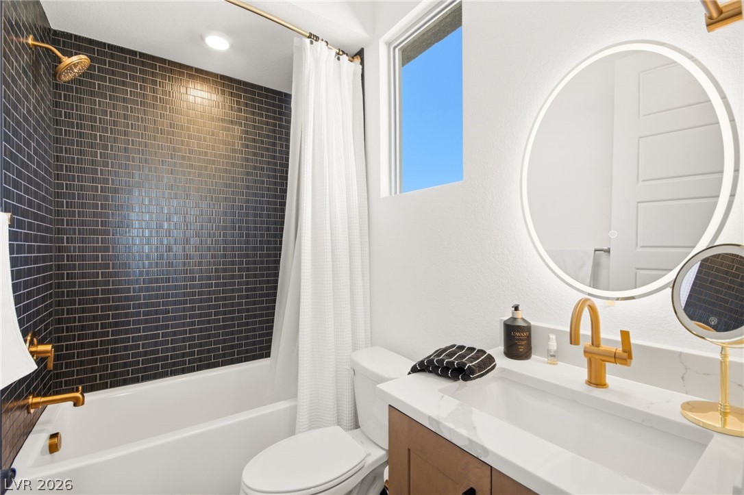 194 Harris Peak Street Las Vegas NV 89138